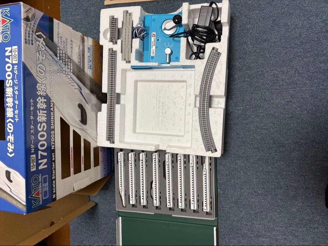 KATO n700sスターターセット＋増結セットA (計8両)