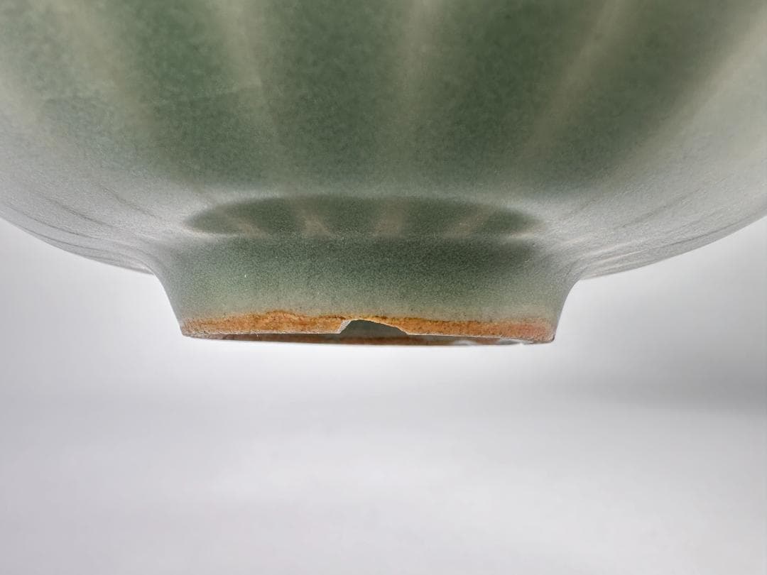 中国美術　龍泉窯　青磁　蓮弁碗　茶碗　唐物　古物　時代物