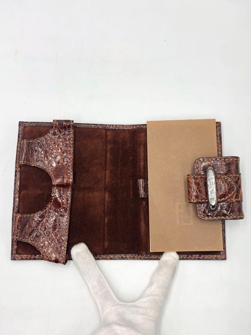 フェンディ　クロコ型手帳　ケース　ブランド　ダークブラウン　お洒落　メンズ