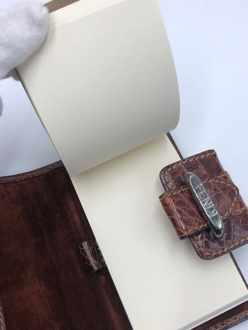 フェンディ　クロコ型手帳　ケース　ブランド　ダークブラウン　お洒落　メンズ