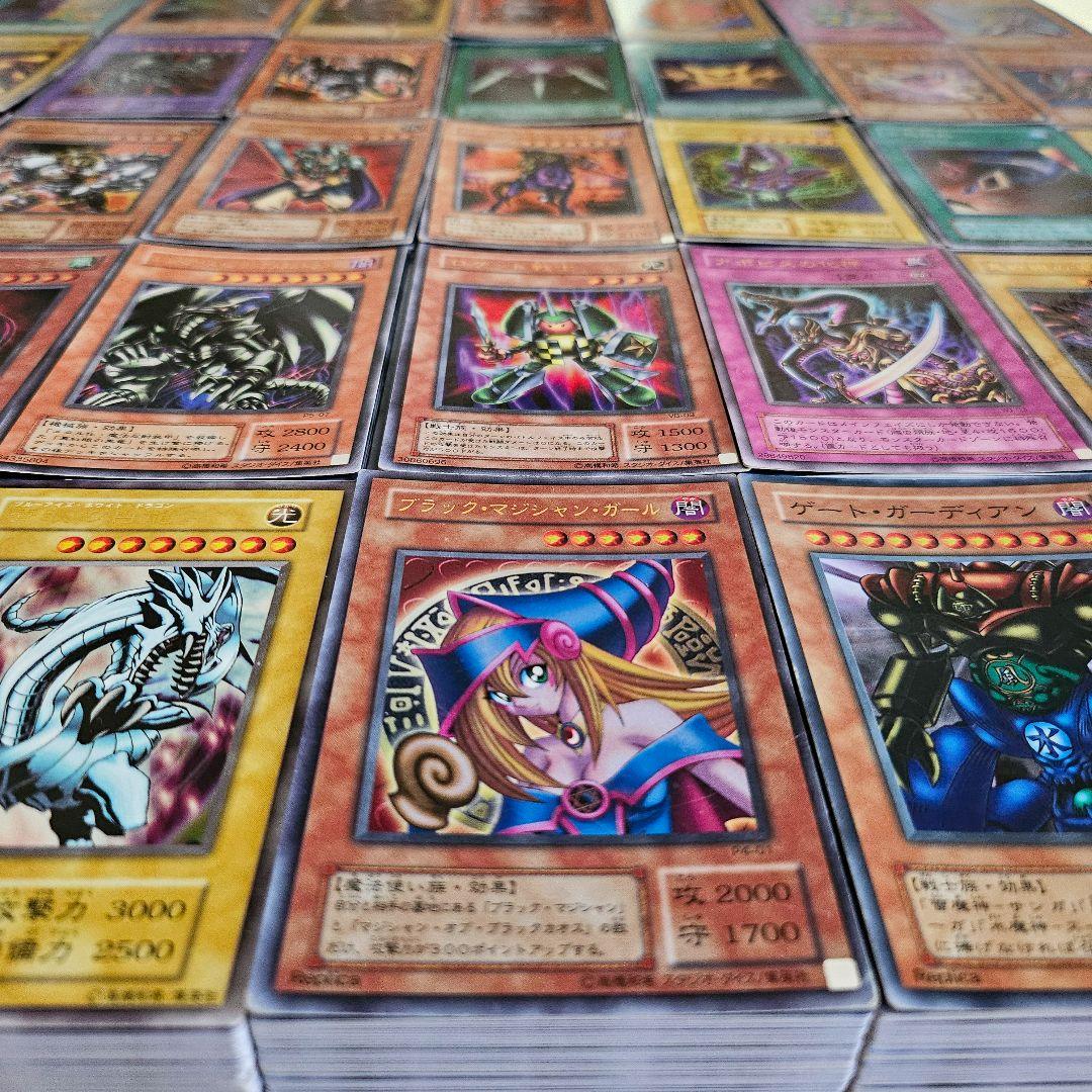 遊戯王 初期・2期のみ 大量まとめ売り 1箱 約4,300枚 引退品