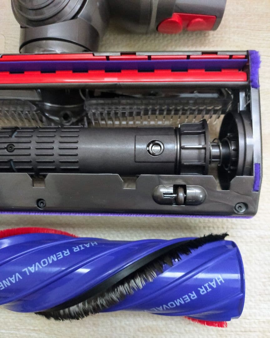 美品/ダイソン クリーナーヘッド『HAIR REMOVAL VANES』V12