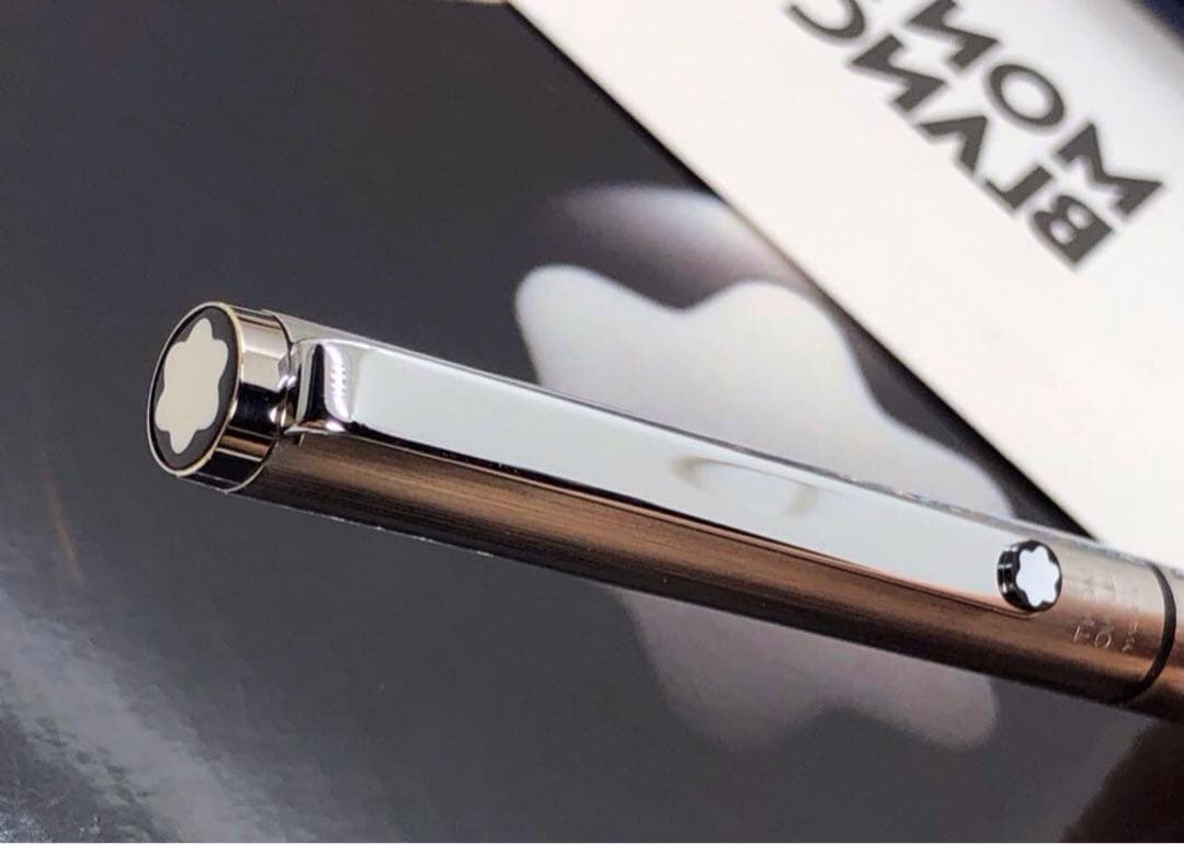 カスタム品！1本は欲しい2カラーボールペンNo2735輝くバフ仕上げ★モンブラン