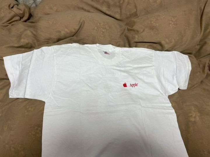 MacOS８TシャツとマウスパッドとLaboFinder CD Apple純正