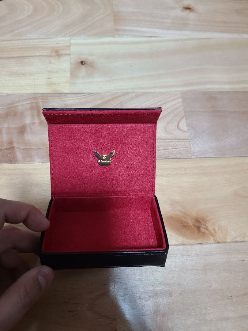 ポケモンカード　シブヤ　スワロフスキー　デッキケース　ダメカンケース