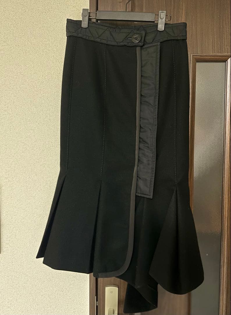 【美品】早い者勝ちsacai ブラックスカート　サイズ3