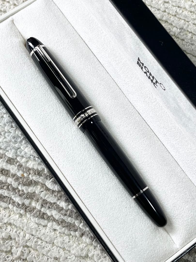 モンブラン マイスターシュテュック P146 万年筆 Fニブ プラチナ