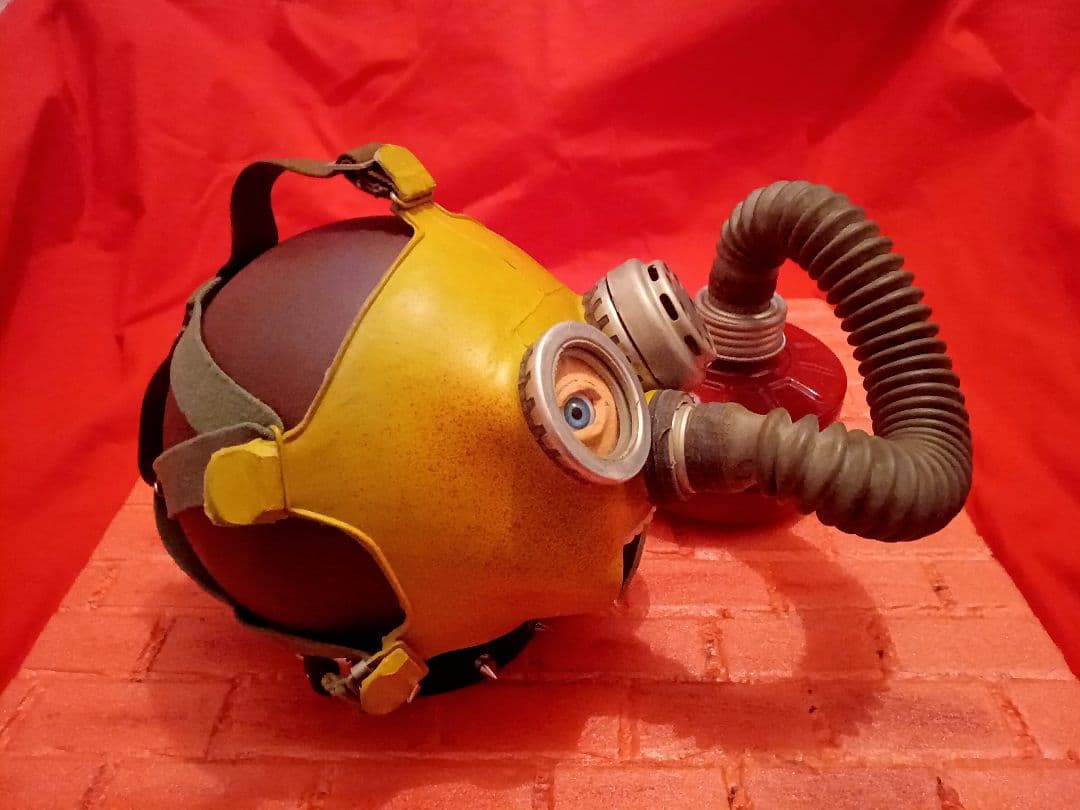 ガスマスクホラーマスク　ヴィヴィアン　ドロヘドロAVIREX 面白雑貨アメリカン