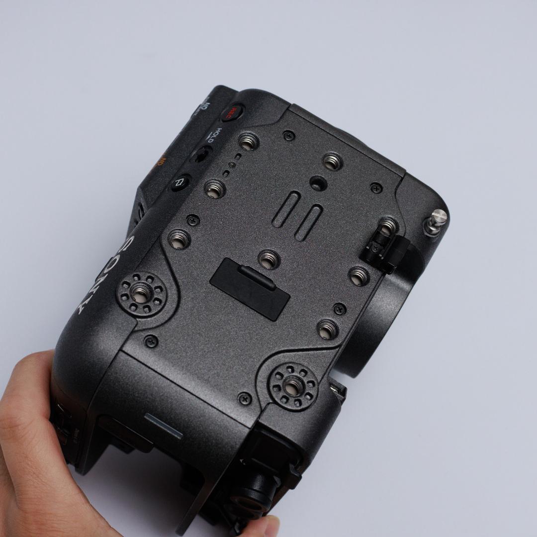 SONY FX6+24-105mm F4+BP-U70+充電器