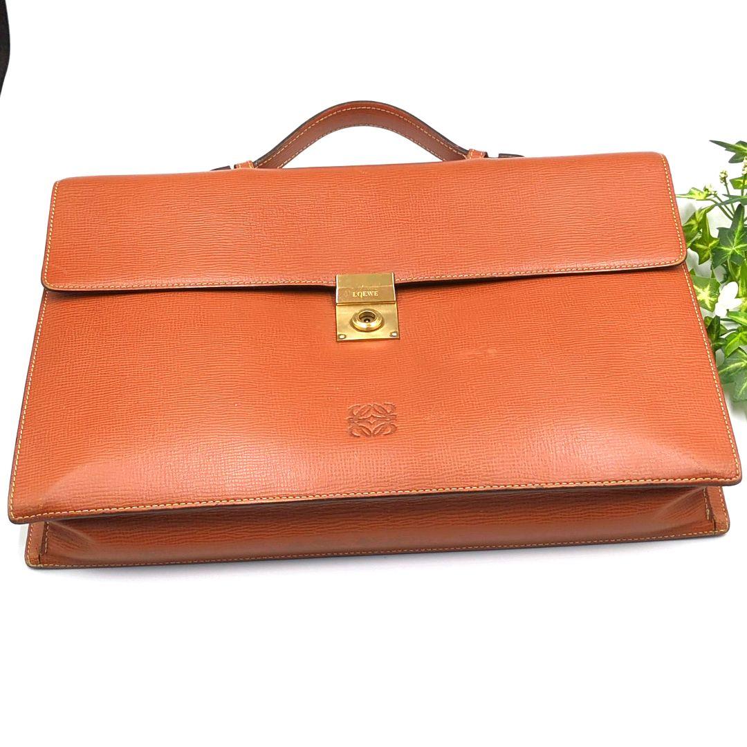 美品✨️LOEWE　ブラウンカラー　ビジネスバッグ