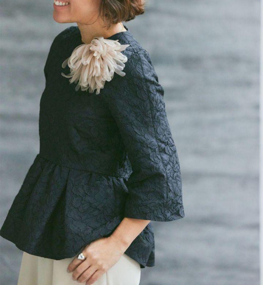 VERMEIL par iena シルクオーガンジーコサージュ グレーA