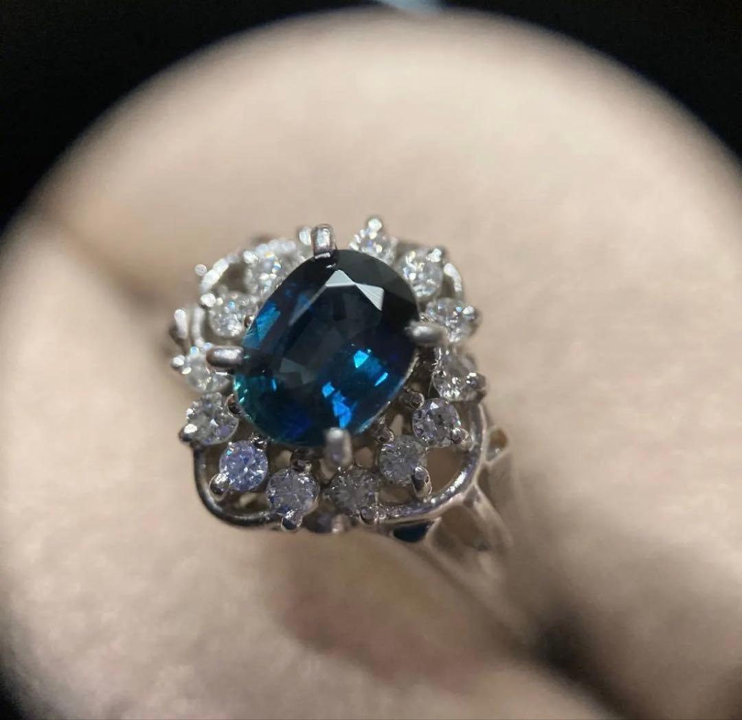 美しいサファイアリング　プラチナ　pt900