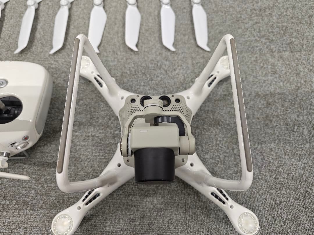 美品! DJI Phantom 4 PRO + V2.0、バッテリー3個付