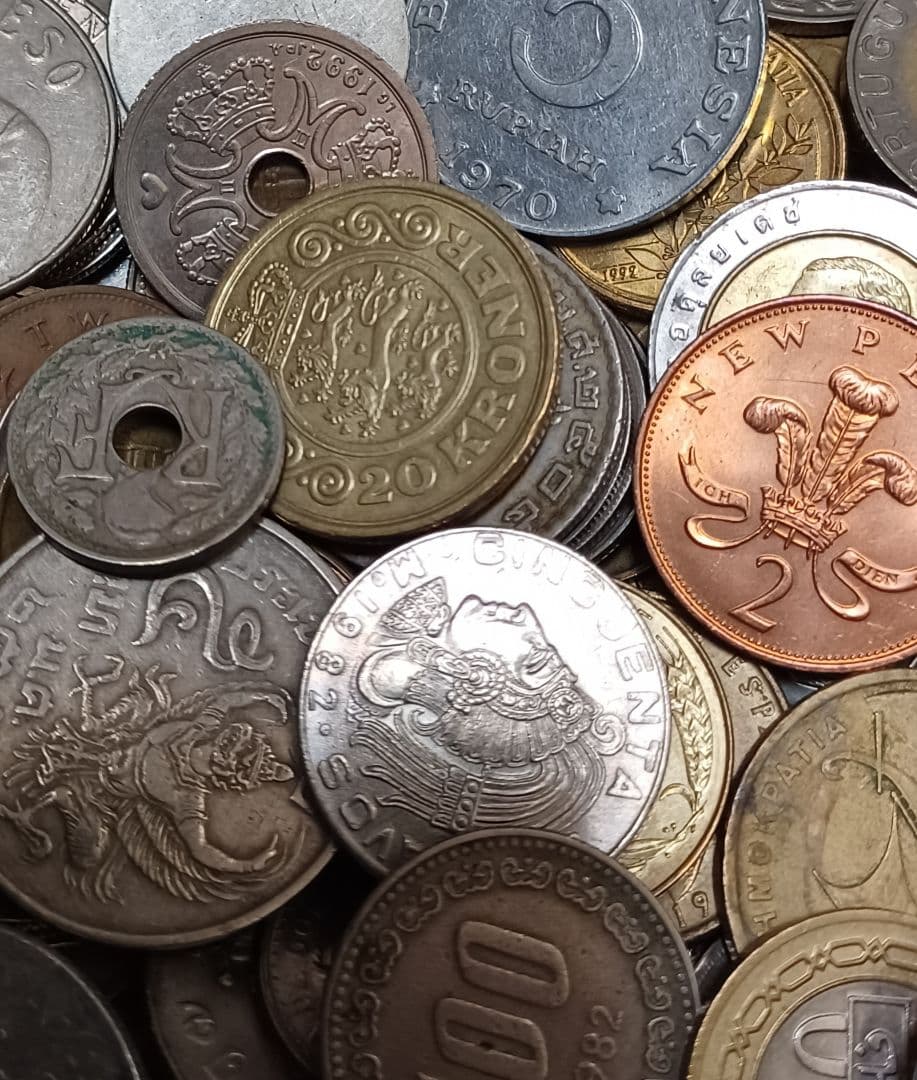 重さ1.7kg分の海外(外国)硬貨 コインケースの硬貨おまけ付きと