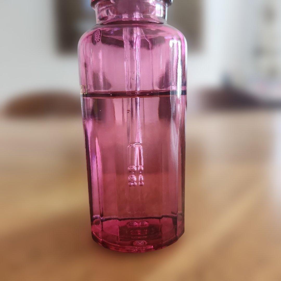 クレ・ド・ポー ボーテ 　ユイルレパラトゥリス　 オイル状美容液　乾燥肌へ