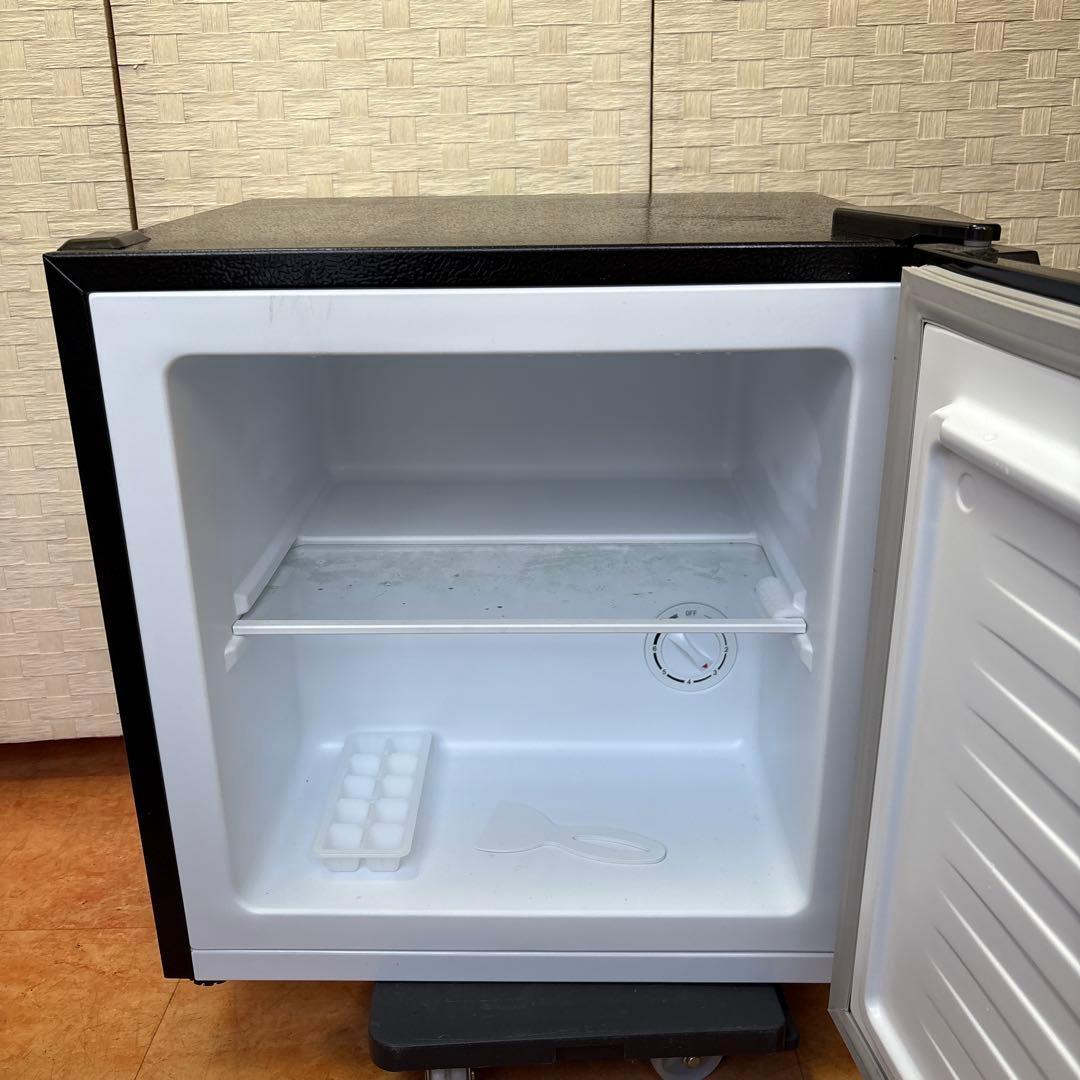 や IRIS OHYAMA 冷凍庫 2021年製 PF-A32FD-B 32L