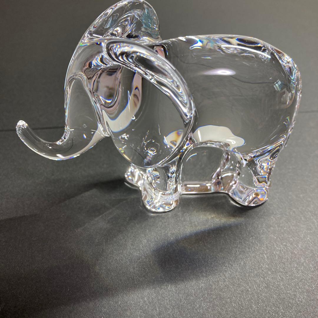 バカラ 象のオブジェ