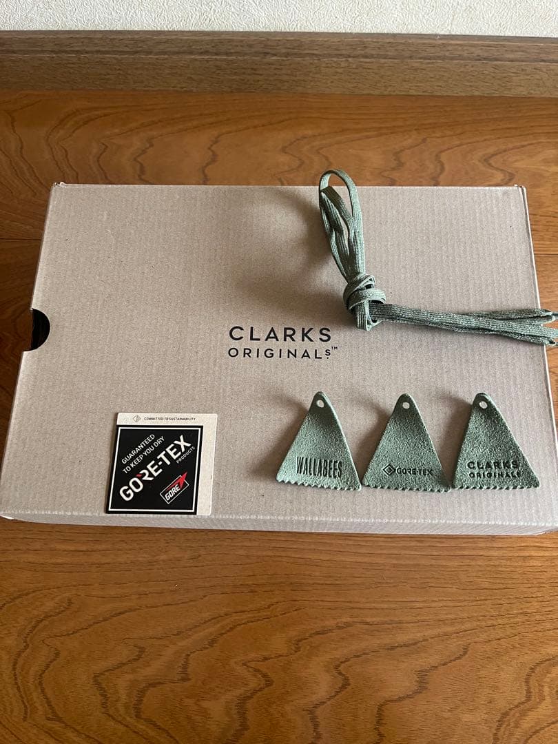 靴 Clarks Wallabee GTX Loden Green