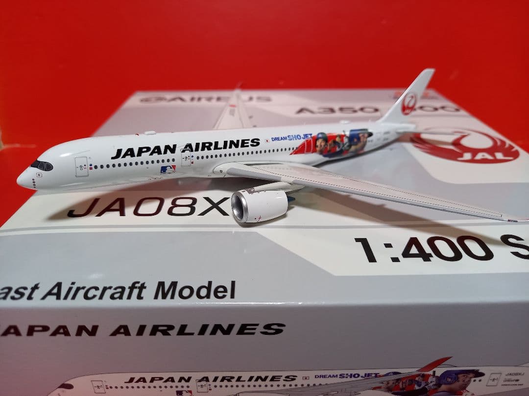 JAPAN AIRLINES A350-900 JA08XJ 1:400