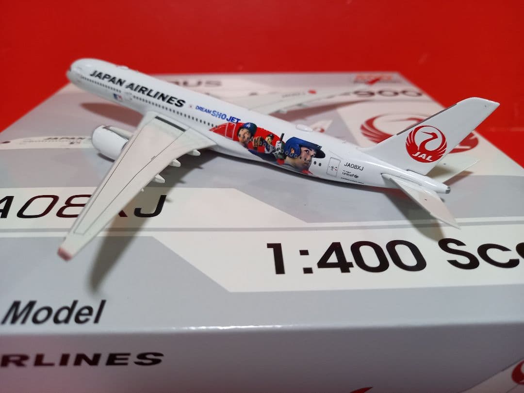 JAPAN AIRLINES A350-900 JA08XJ 1:400