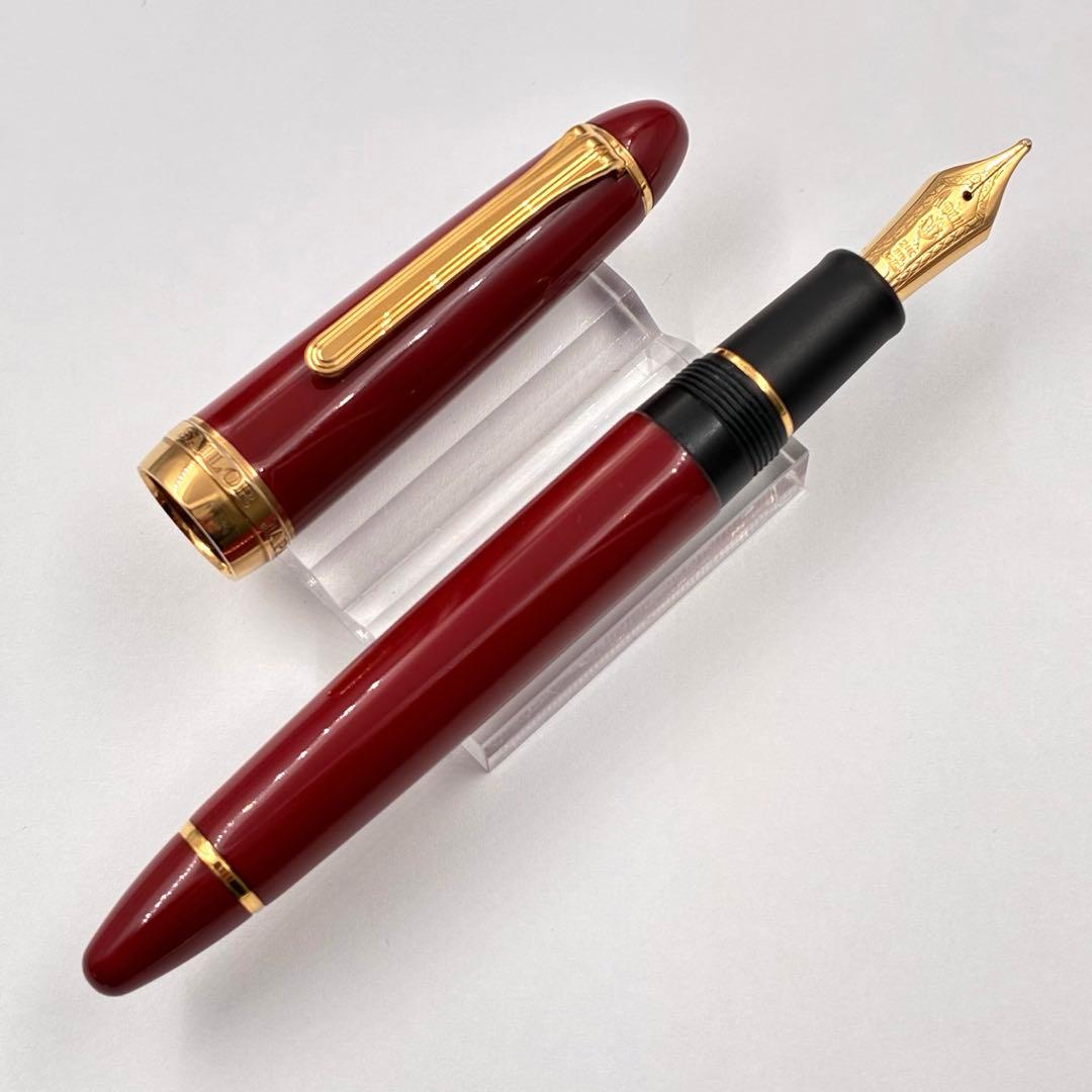 SAILOR セーラー万年筆 プロフィット21 梨地 赤漆塗り 21K Z - メルカリ