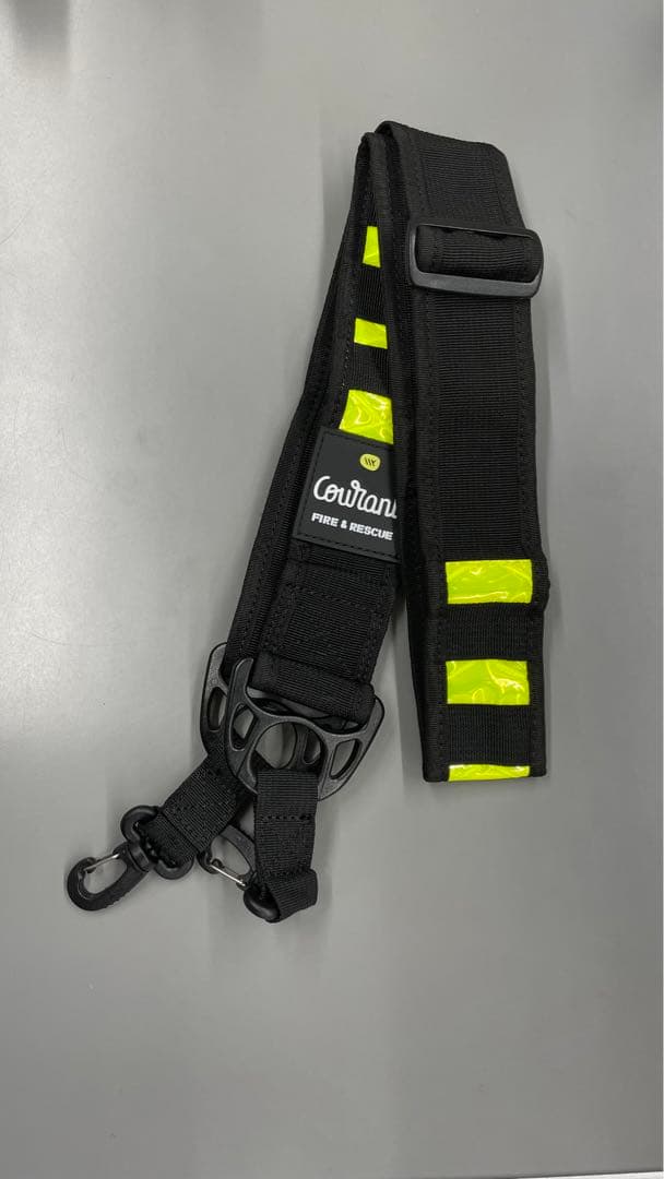 新品未使用】無線ポーチ Courant製 - メルカリ