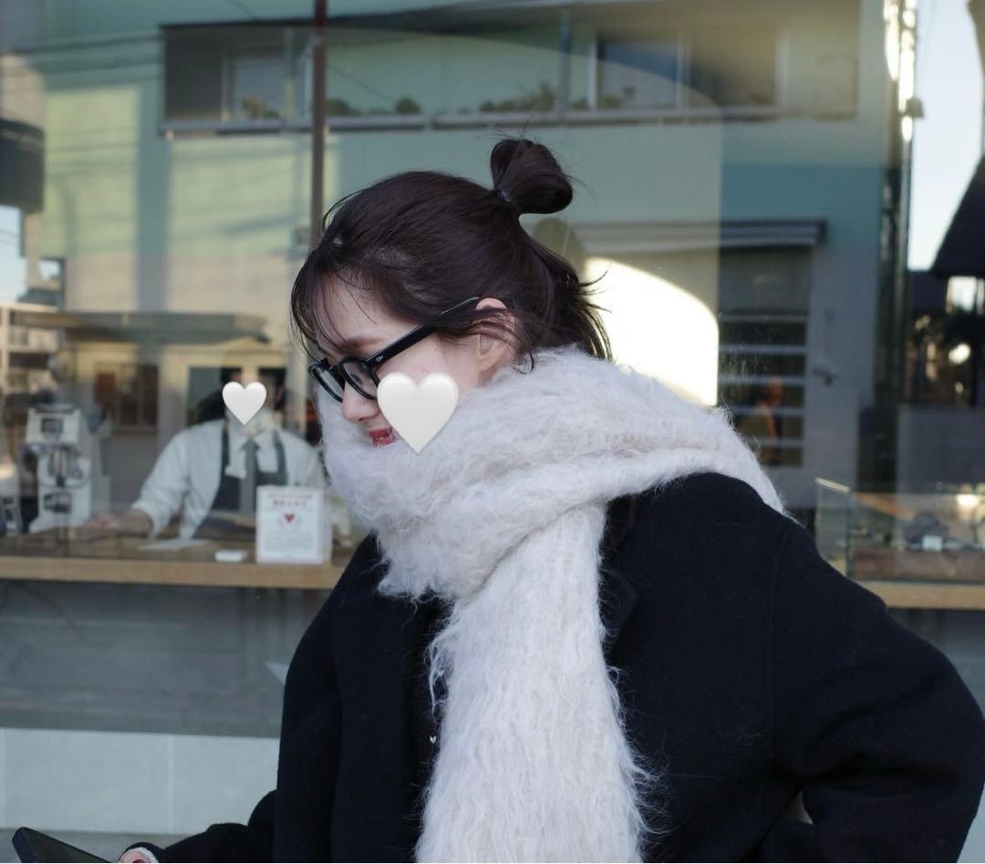 伊原葵ちゃん着用 THE TOE PIGALLE SHAGGY MUFFLER - メルカリ