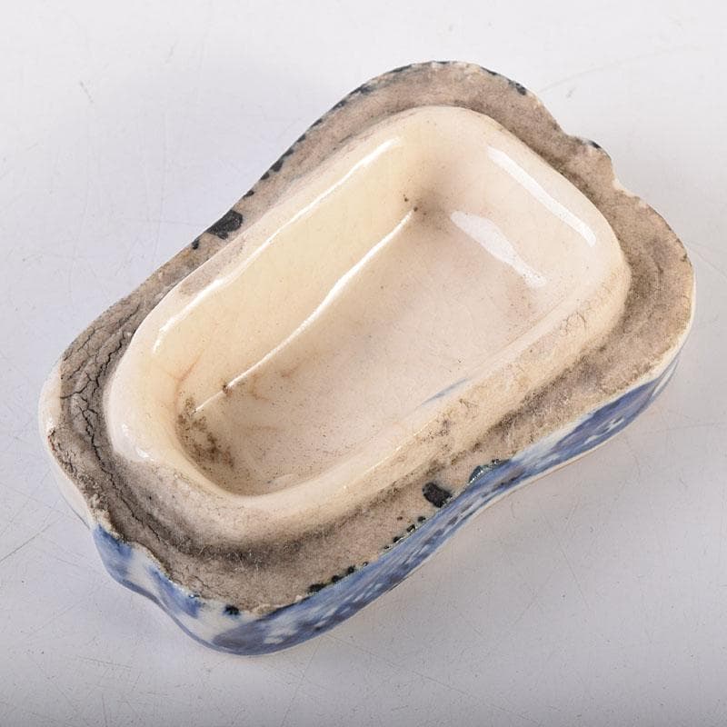 中国　成化年製款　青花　蓋物　時代箱　V　8094