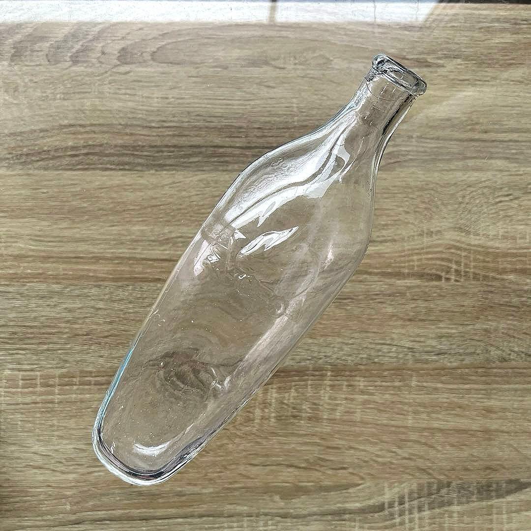 骨董 時代ガラス 希少 ウサギ哺乳瓶 ウサギ車エンボス ウランガラス