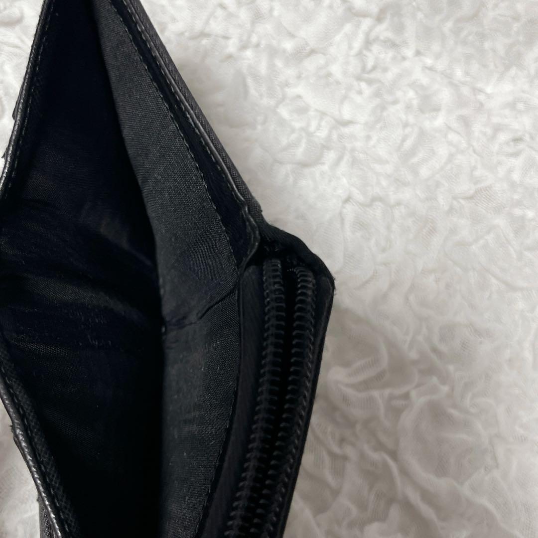 プラダ　ナイロン　レザー　三角ロゴ　コンパクト　二つ折り　財布　PRADA
