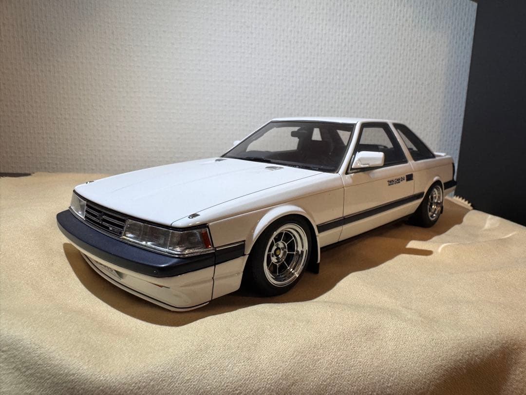 IG0367 1/18 トヨタ ソアラ (GZ10) ホワイト Toyota Soarer 2.0 GT