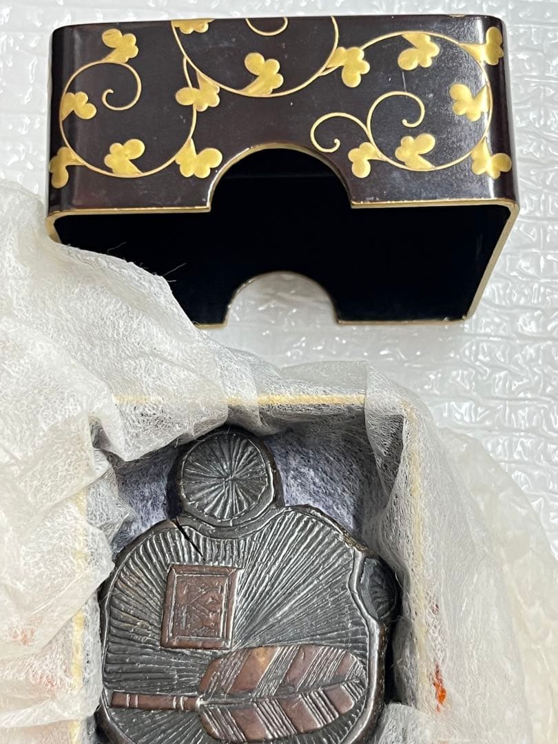 根付作家の名工正一造蒔絵箱入り　値下げしました。