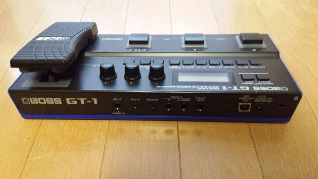 BOSS GT-1 マルチエフェクター  フェルナンデス バーニー エレキギター