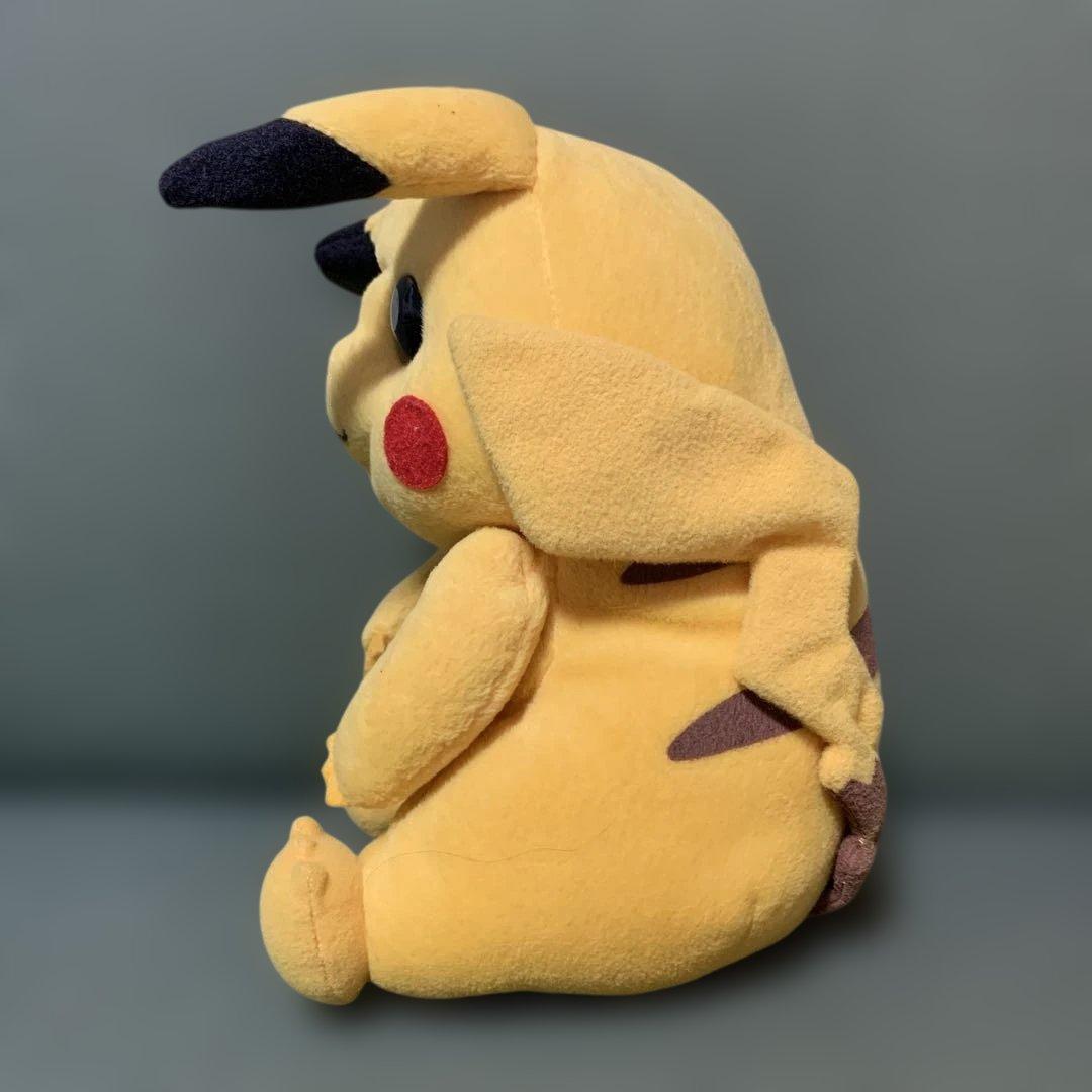 ピカチュウ ぬいぐるみ 置き物 ３体セット TOMY 陶磁器 フィギュア