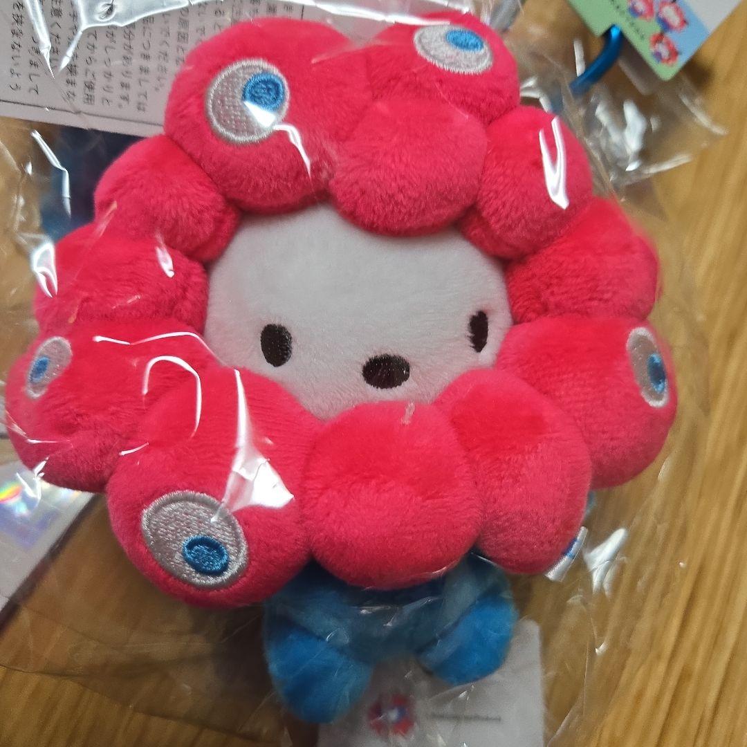 大阪関西万博　会場限定色　なりきりミャクミャク　サンリオ　キティ　クロミ