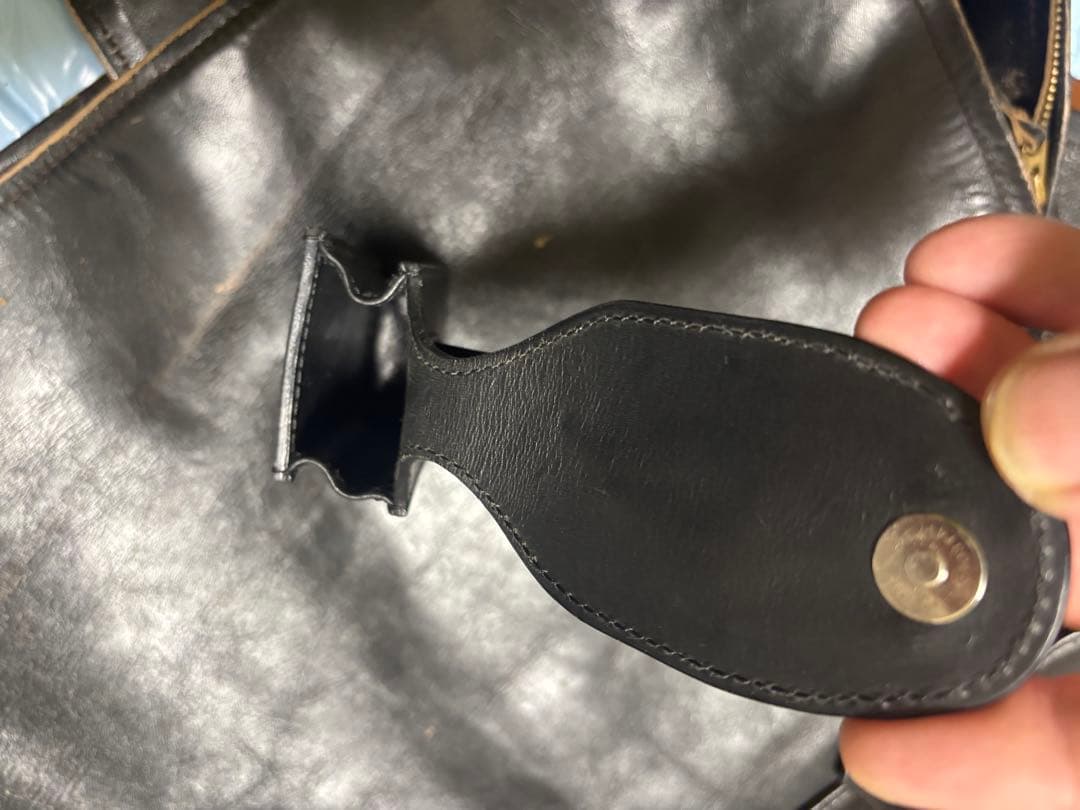 THIRTEEEN DESIGNS 本革製電子タバコケース オーダーメイド品