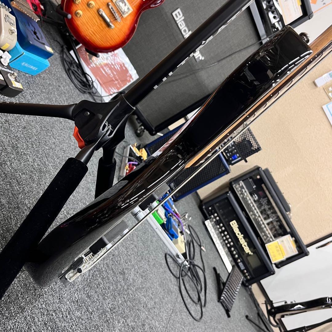 10253】 Greg Bennett 6弦ベース FN-5-6 ブラック