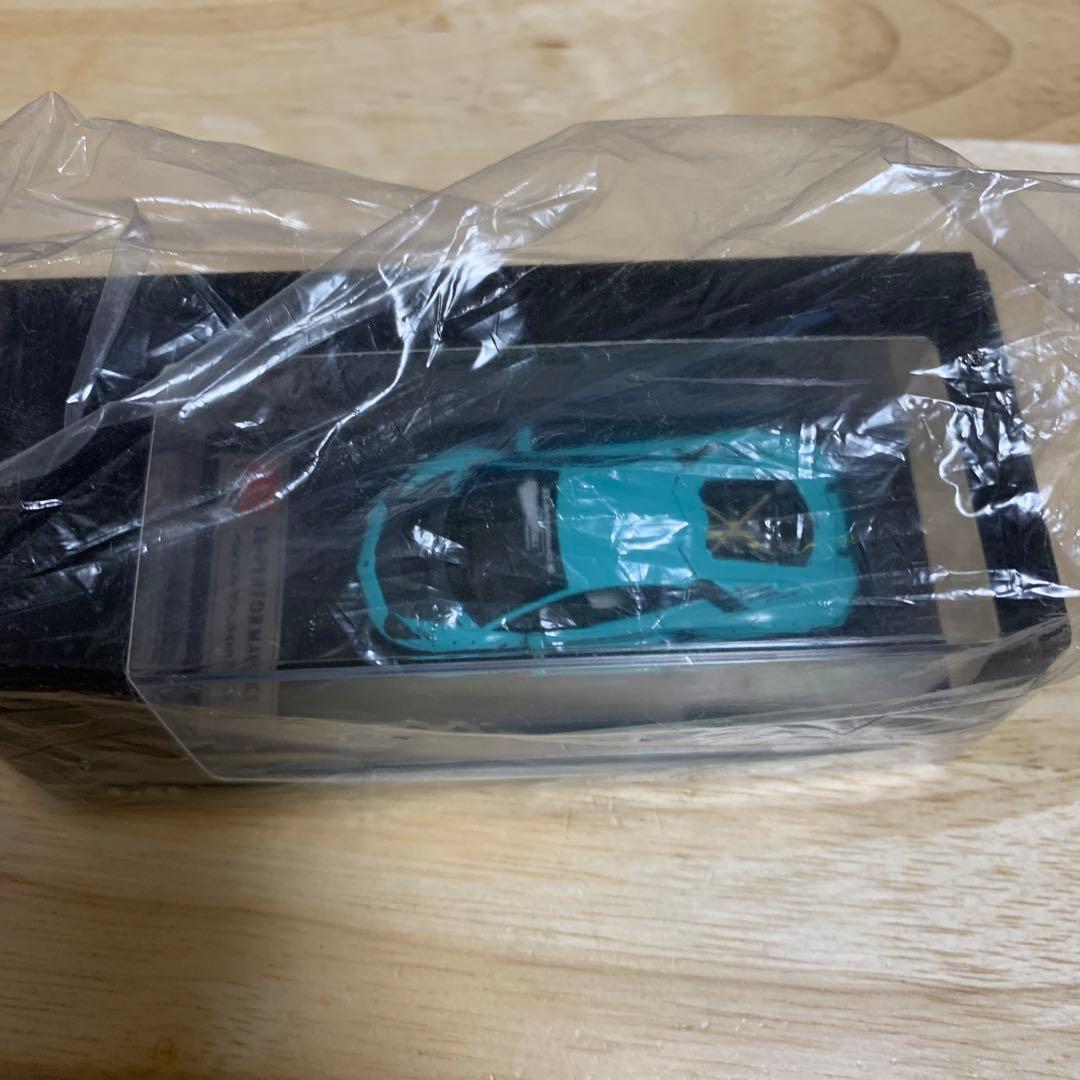 LIBERTY WALK ミニカー 1/64 アヴェンタドール　ミント