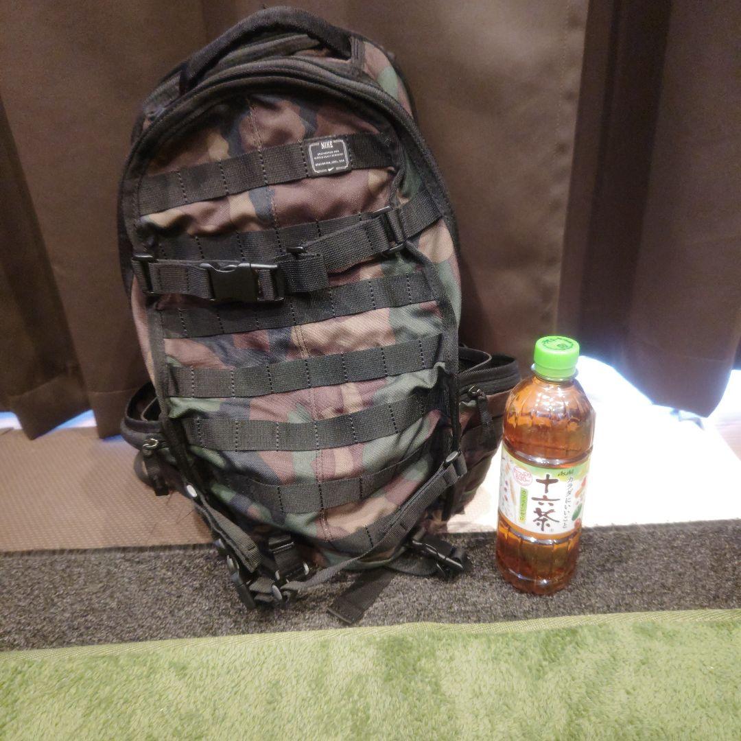 希少　NIKE 迷彩リュック