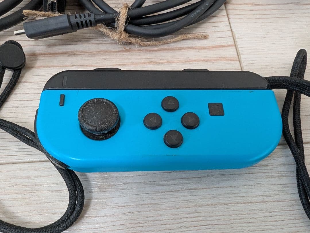 Nintendo Switch 本体 カラフルJoy-Con3個 付き