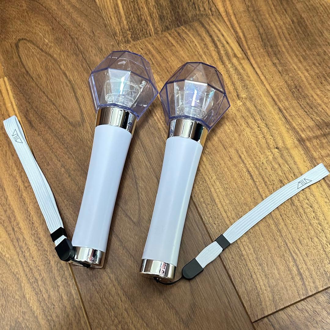 2本セット M!LK ペンライト ミルクラスタル スティック3