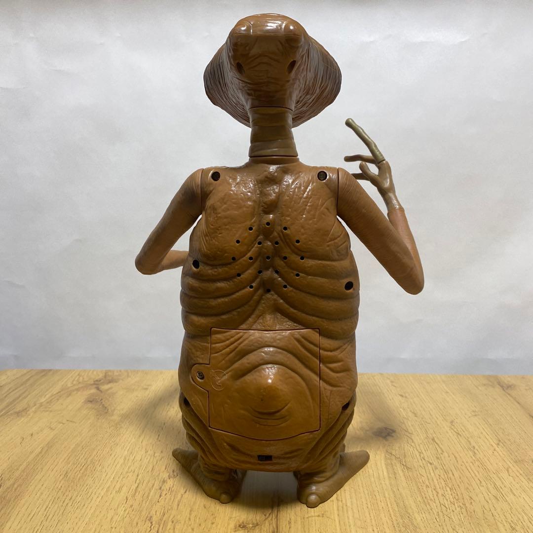 【喋る、動く、光る】ET トーキングフィギュア