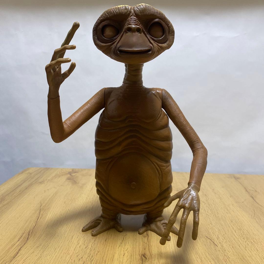 【喋る、動く、光る】ET トーキングフィギュア