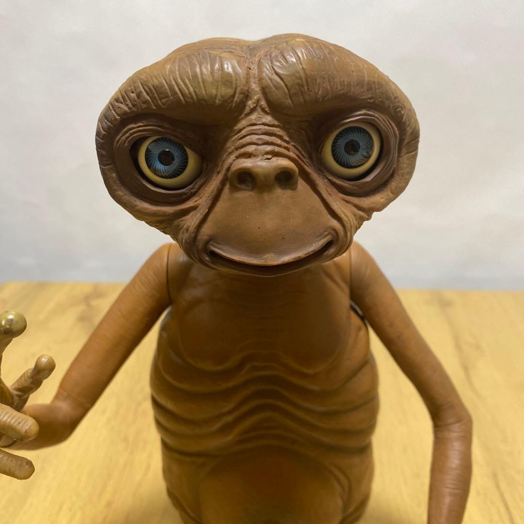 【喋る、動く、光る】ET トーキングフィギュア