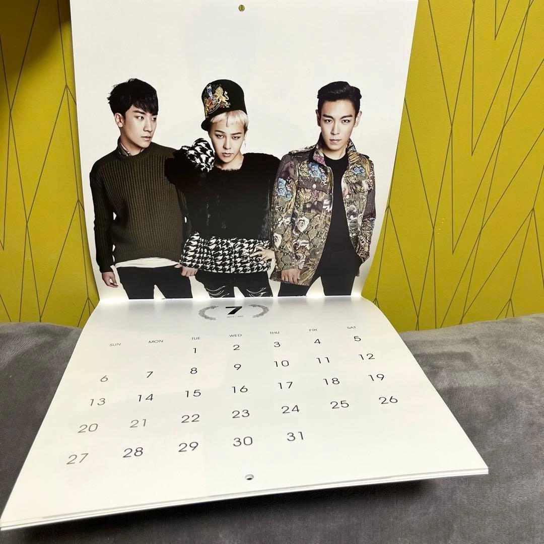 BIGBANG 直筆 SEASON'S GREETINGS カレンダー - メルカリ