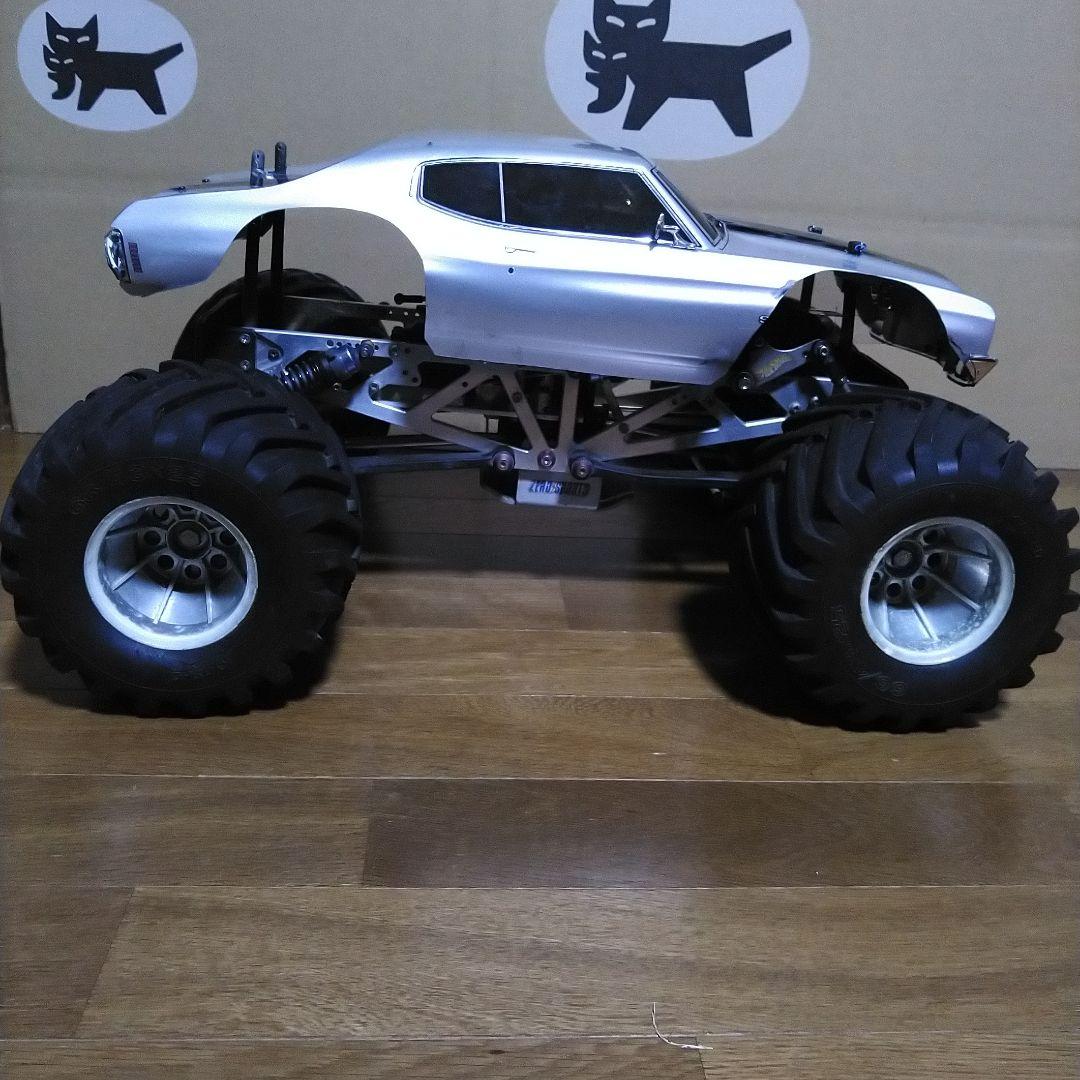 京商　エンジンカー　マッドフォース　モンスタートラック　1/8