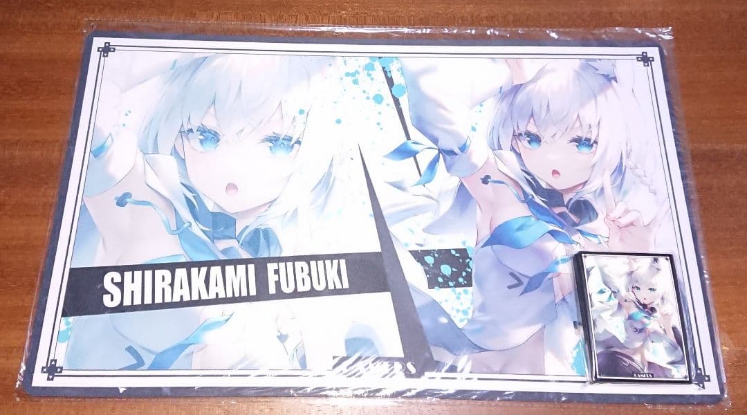 ホロライブ 白上フブキ スリーブ プレイマット セット (2) - メルカリ