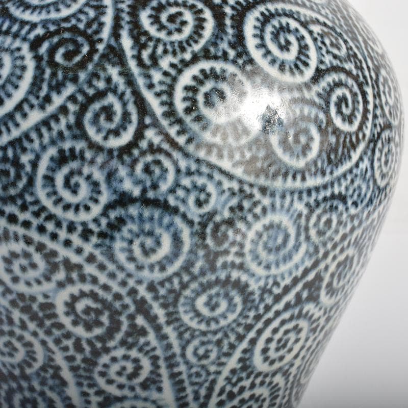 伊万里焼　古伊万里　染付　蛸唐草文　壷　V　R7130B