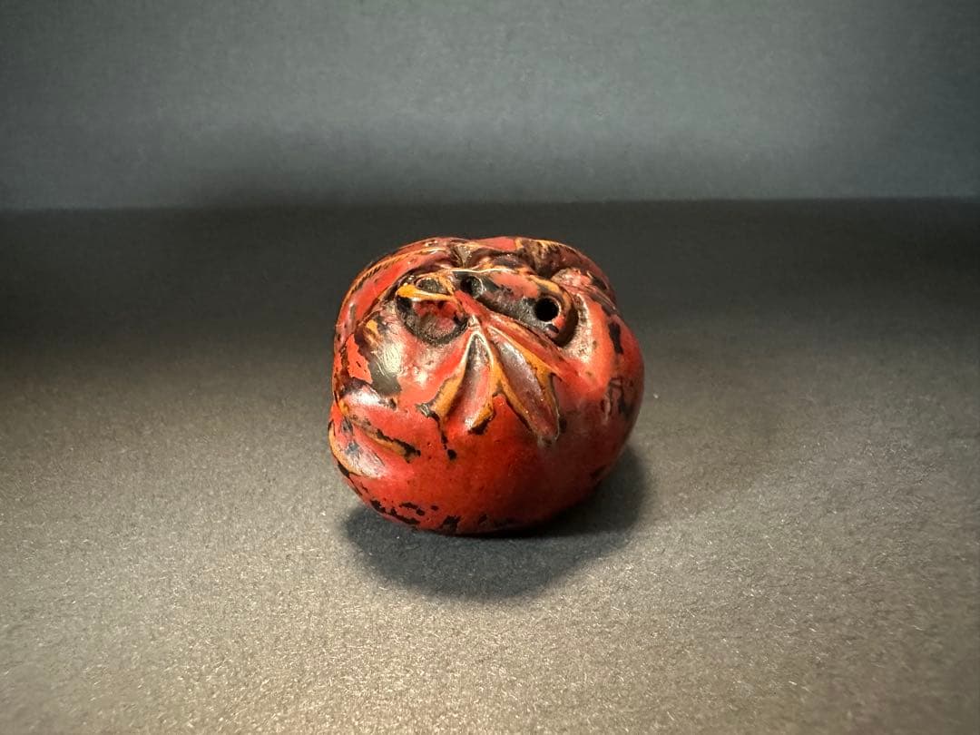 根付(netsuke)】赤茶色の顔(面)の根付 木製 江戸時代