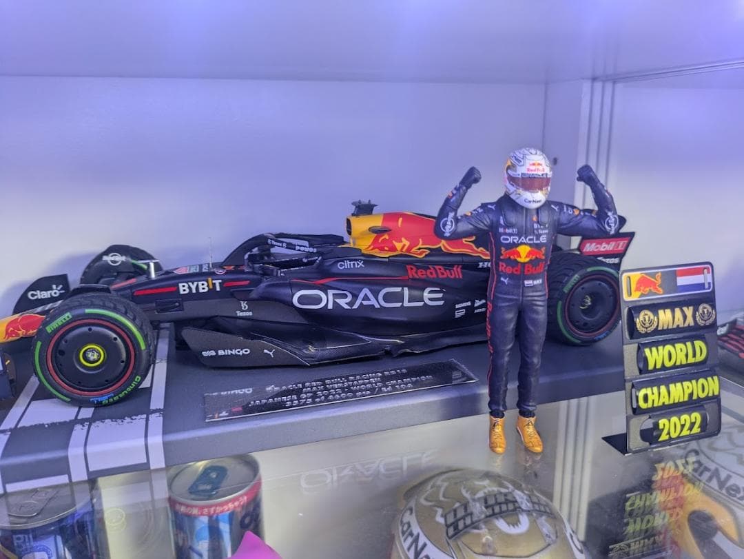 y*a様 フェルスタッペン別注 RB18 日本GP 1/18